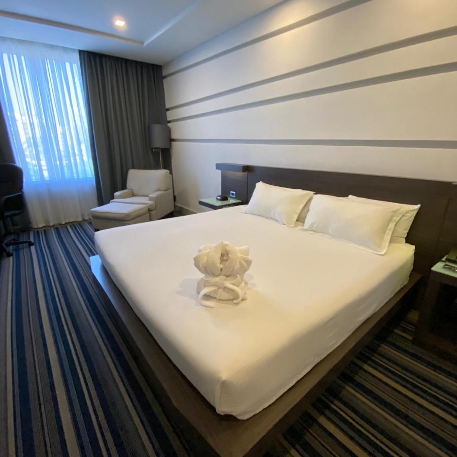 Eurobuilding Express Maracay Hotell Exteriör bild
