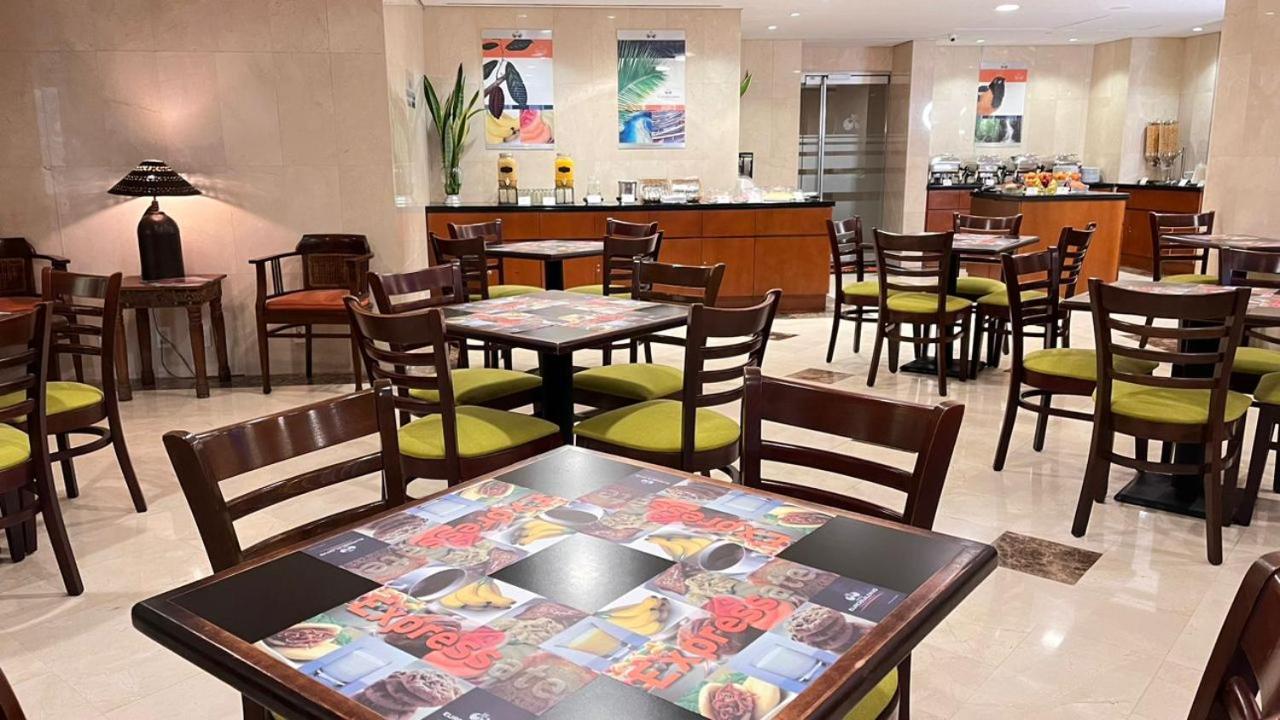 Eurobuilding Express Maracay Hotell Exteriör bild